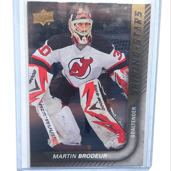 Martin Brodeur Shining Stars 2015-16 Insert Hockey Card #SS-44 New Jersey Devils - Picture 1 of 2